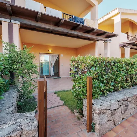 Apartman Casa Vacanze Mirtillo - *
